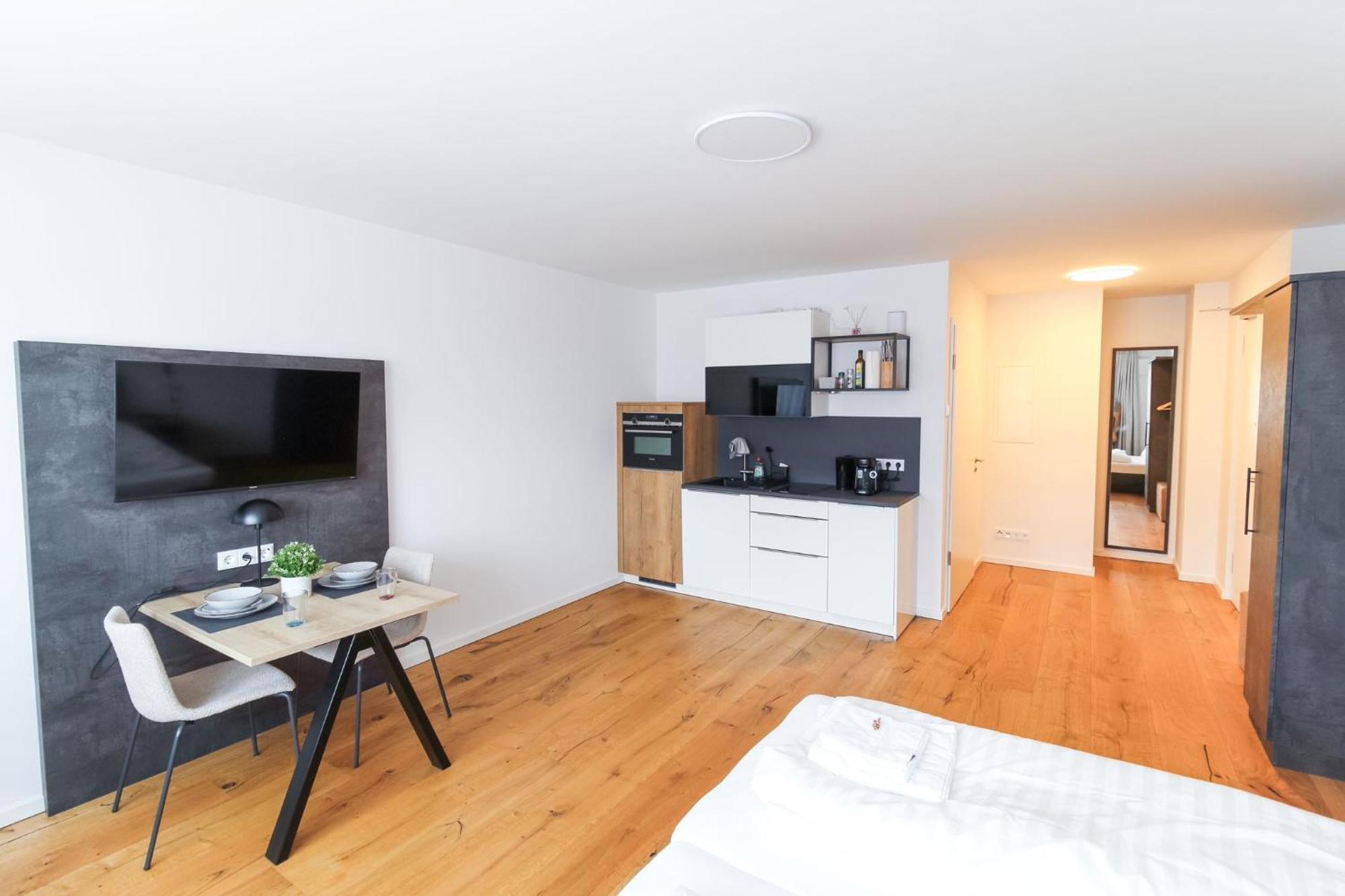 Helios Berlin Apartments Bagian luar foto