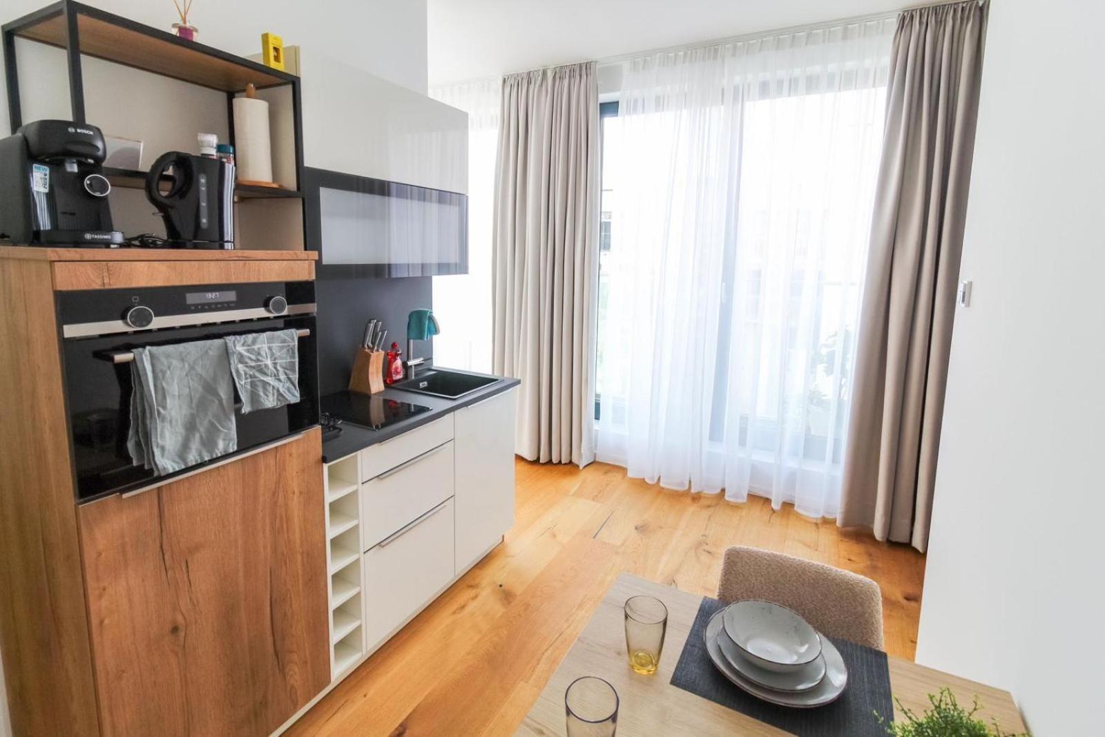 Helios Berlin Apartments Bagian luar foto