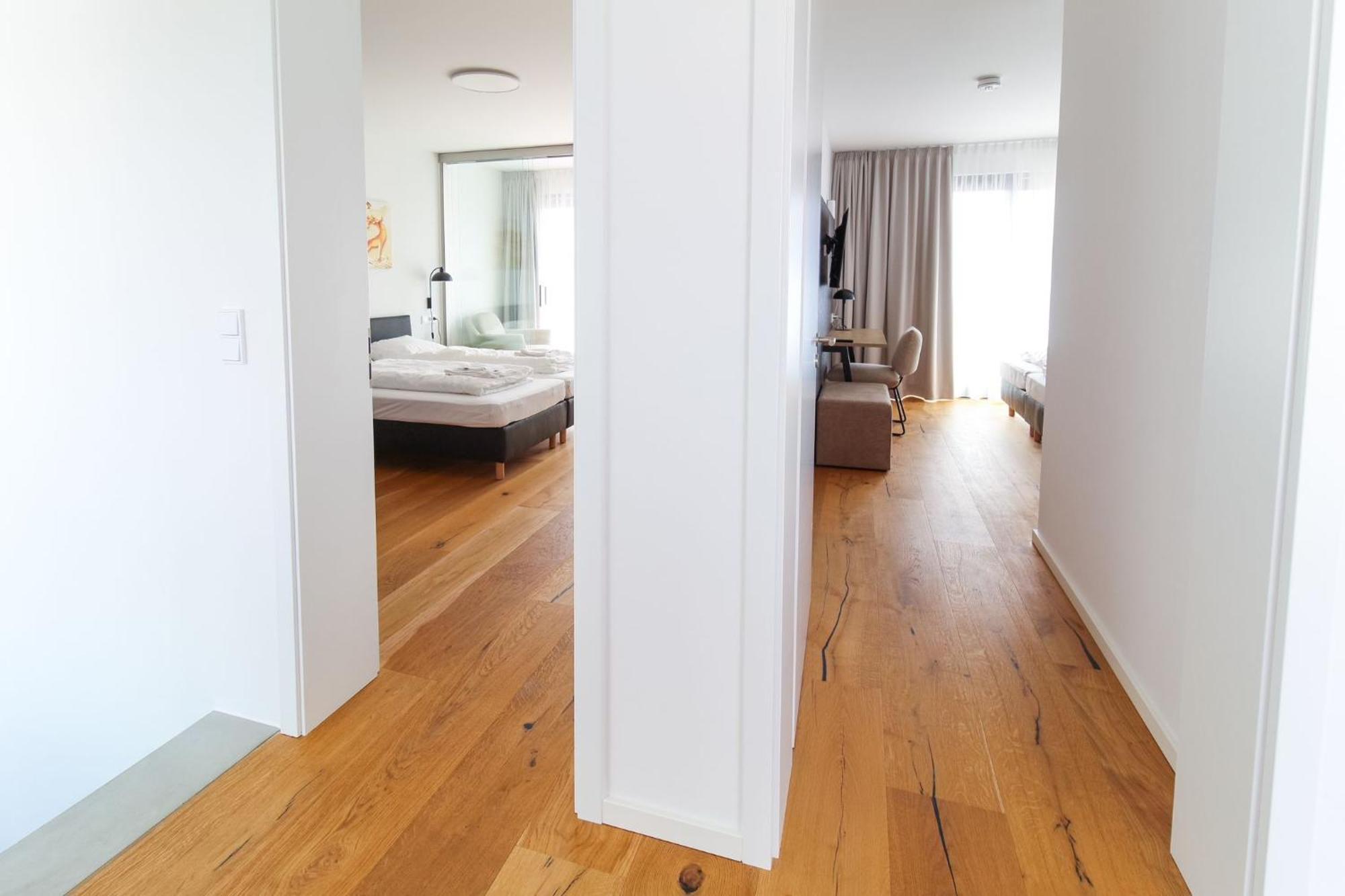 Helios Berlin Apartments Bagian luar foto