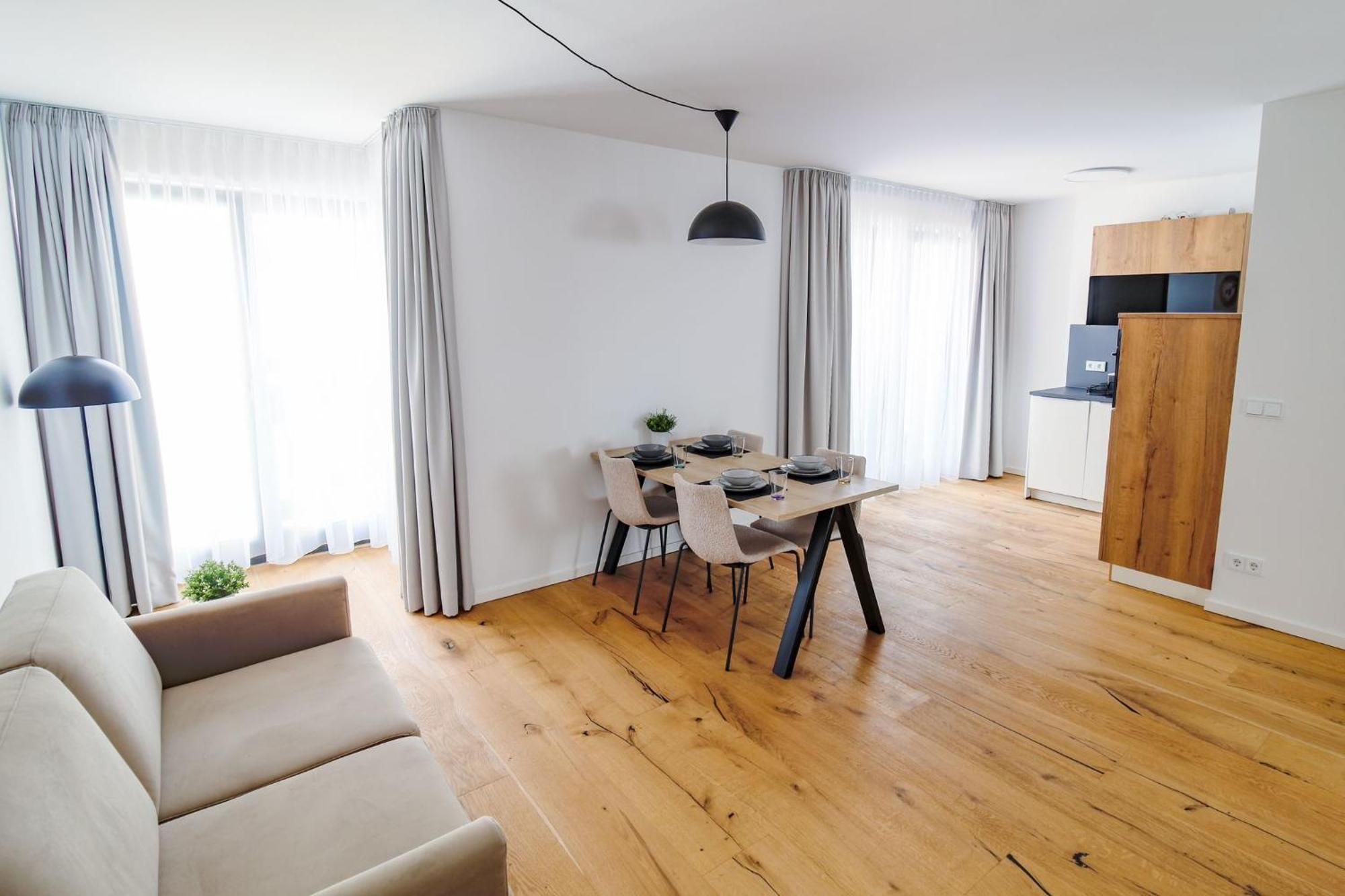 Helios Berlin Apartments Bagian luar foto