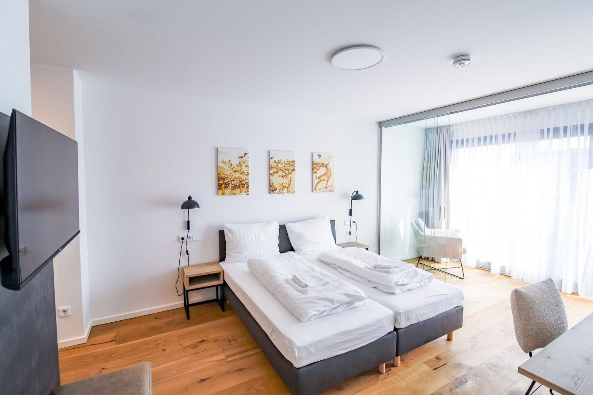 Helios Berlin Apartments Bagian luar foto