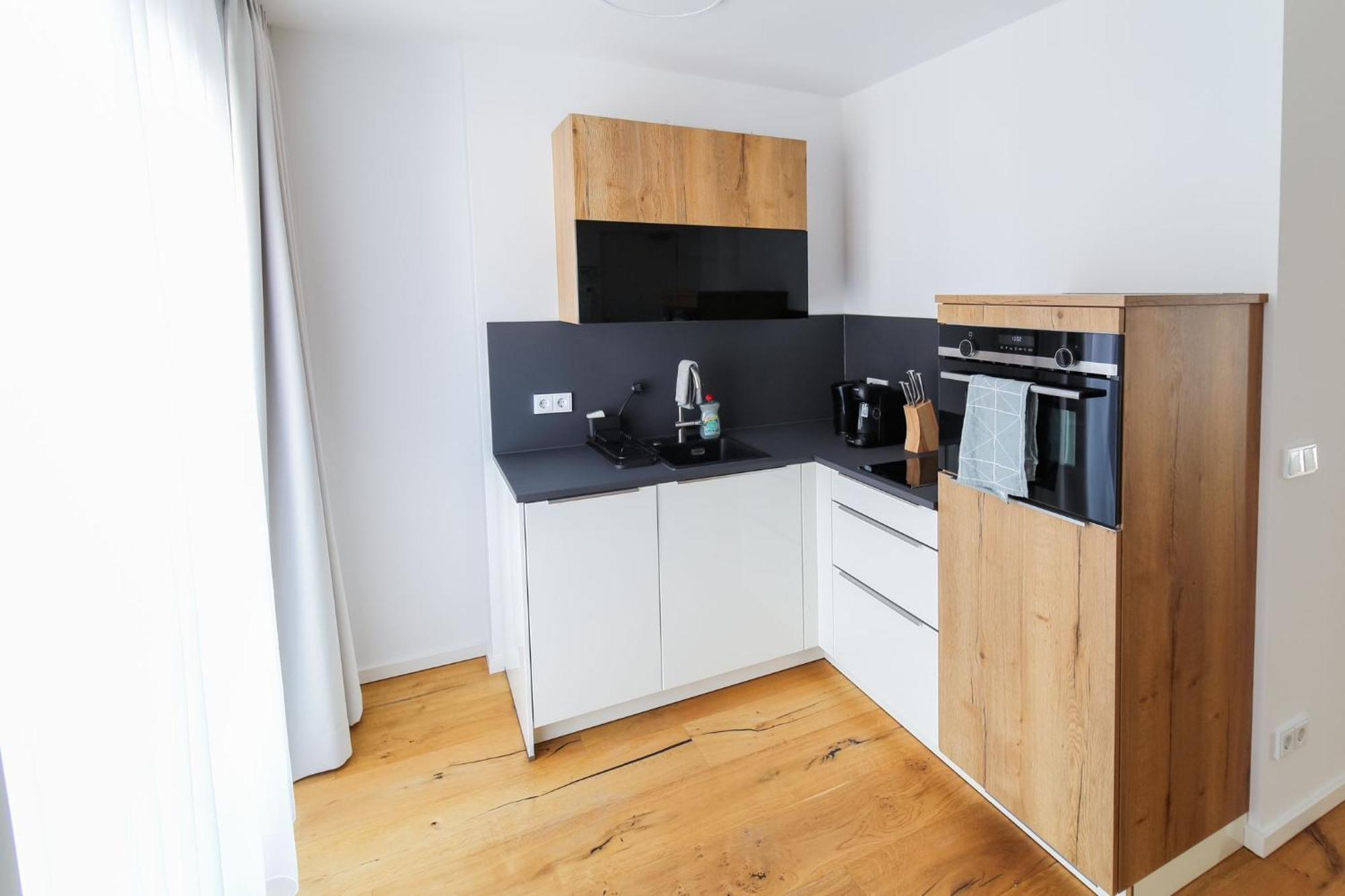 Helios Berlin Apartments Bagian luar foto